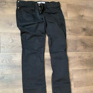 Women’s black pant